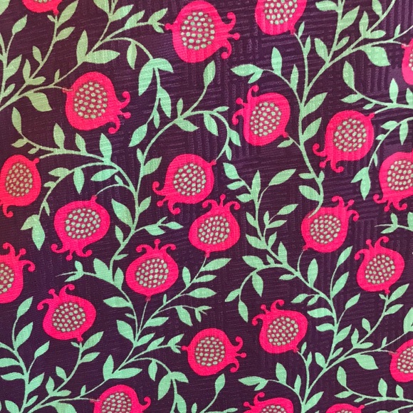 Lularoe Maxi Dress L perfect for spring - Picture 2 of 3